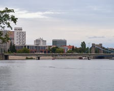 Wrocław widziany z pokładu statku pływającego po Odrze