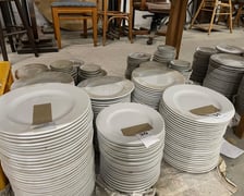 <p>Przedmioty wystawione na licytacji komorniczej</p>