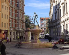 Plac Uniwersytecki we Wrocławiu jako plan filmowy do produkcji pt. Droga do domu