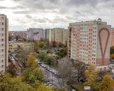 Nowy parking przy ul. Krynickiej na Gaju został otwarty i oddany do użytku mieszkańcom.