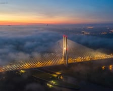 <p>Most Rędziński we mgle wygląda pięknie</p>