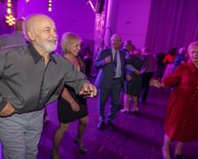 Wrocek klasycznie, czyli bal seniorów na stadionie miejskim we Wrocławiu