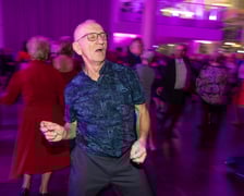 Wrocek klasycznie, czyli bal seniorów na stadionie miejskim we Wrocławiu