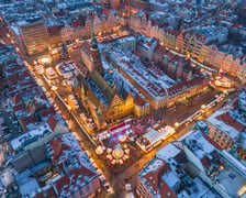 Jarmark Bożonarodzeniowy 2023 we Wrocławiu - zdjęcia z drona