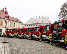 Nowe wozy strażackie przekazane dolnośląskim jednostkom straży pożarnej 13 grudnia 2023