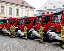 Nowe wozy strażackie przekazane dolnośląskim jednostkom straży pożarnej 13 grudnia 2023