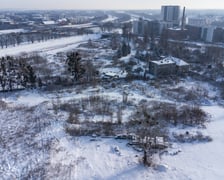 <p>Kleczk&oacute;w - okolice elewatora zbożowego stojącego przy ul. Rychtalskiej</p>