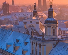<p>Wrocław zimą. Widok na Uniwersytet Wrocławskii Wieżę Matematyczną</p>