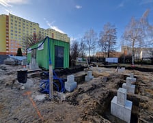 <p>Postęp prac budowlanych zaplecza szatniowo-sanitarnego przy boisku przy ul. Orzechowej</p>