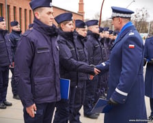 Uroczystość zaprzysiężenia nowych policjantek i nowych policjantów