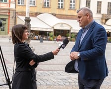 Konferencja prasowa dotycząca rewolucji w komunikacji aglomeracyjnej oraz  Karty Seniora Aglomeracji Wrocławskiej