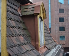 <p>Stary Refektarz we Wrocławiu, remont dachu</p>