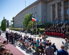 <p>Uroczystości 20-lecia wstąpienia Polski do Unii Europejskiej, przed Urzędem Wojew&oacute;dzkim</p>
