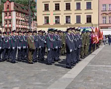 Dzień Flagi - świętowanie na wrocławskim Rynku