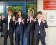 Matura 2024. Maturzyści III LO we Wrocławiu