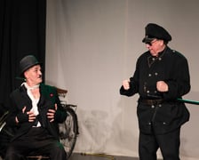 <p>"Charlie pomywaczem" - spektakl Teatru Na Bruku</p>
