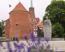 Pomnik papieża Jana XXIII we Wrocławiu