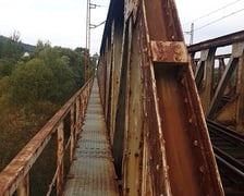 Most kolejowy nad rzeką Bóbr