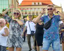 Wrocławska Potańcówka na placu Wolności - czerwiec 2024. „Domówka pod gwiazdami”
