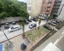 Wyremontowane podwórko na Nadodrzu
