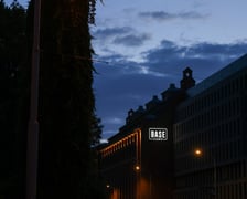 Upiorna latarnia we Wrocławiu - zdjęcia po zmroku