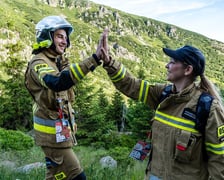 998 strażaków z całej Polski zdobyło Śnieżkę. Promowali dawstwo szpiku