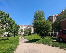 <p><span style="font-size: 7.5pt; font-family: 'Helvetica Neue', serif;">w kwartale ulic Kraszewskiego <br />&ndash; Siemieńskiego &ndash; Kleczkowska &ndash; Zegadłowicza&nbsp;</span></p>
