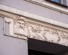 <p>Kamienice i detale architektoniczne na ulicy Nowowiejskiej i sąsiednich ulicach</p>