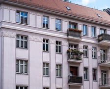 <p>Kamienice i detale architektoniczne na ulicy Nowowiejskiej i sąsiednich ulicach</p>