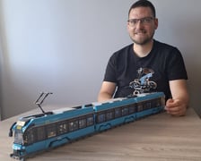 <p>Mateusz Wawrowski, poznański motorniczy, wykonał z klock&oacute;w Lego wrocławską Gammę</p>