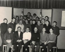 <p><span style="font-family: verdana, sans-serif; font-size: small;">Słuchacze kursu doszkalającego w 1969 roku</span></p>