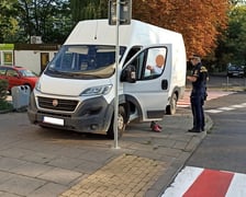 <p>Przykłady niezgodnego z prawem parkowania</p>