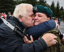 <p>Przysięga 10 Wrocławskiej Brygady Łączności</p>