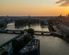 Odra we Wrocławiu, centrum miasta, 19 września rano
