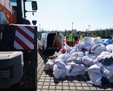 Worki z piaskiem można przywieźć na Tarczyński Arena Wrocław