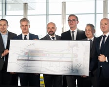 Podpisanie umowy pomiędzy przedstawicielami firm Strabag a Port Lotniczy Wrocław