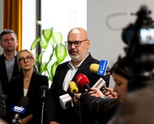 Andrzej Brzoza, zastępca dyrektora Wydziału Inżynierii Miejskiej, na konferencji poświęconej dniu Wszystkich Świętych