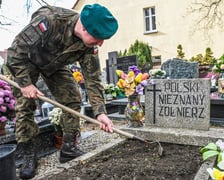 Żołnierze 10 Wrocławskiej Brygady Łączności wzięli udział w corocznej akcji „Żołnierska Pamięć”.