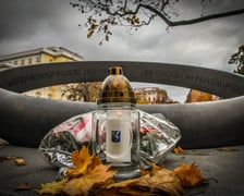 Żołnierze 10 Wrocławskiej Brygady Łączności wzięli udział w corocznej akcji „Żołnierska Pamięć”.