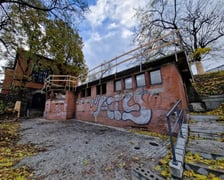 Budynek toalety (Bastion Sakwowy) w remoncie