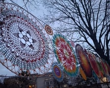Kolorowe mandale na Gądowie. Mieszkańcy stworzyli wyjątkową instalację