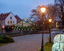 <p>Świąteczne iluminacje i ozdoby we Wrocławiu, Ostr&oacute;w Tumski</p>
