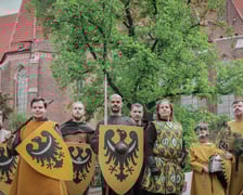 <p>Rekrutacja do grupy rekonstrukcji historycznych Wiwern na Ostrowie Tumskim</p>