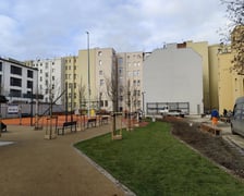 <p>Podw&oacute;rko im. Wszystkich Mieszkańc&oacute;w - projekt, kt&oacute;ry otrzymał dofinansowanie WBO. Obecnie wsp&oacute;łfinansowany r&oacute;wnież przez ZZK</p>