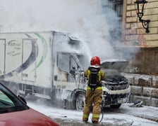 <p>Pożar samochodu dostawczego na ul. Gepperta we Wrocławiu</p>