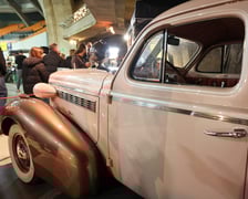 <p>Zabytkowe samochody, motocykle i rowery custom obejrzymy na imprezie Kustomhead w Hali Stulecia</p>