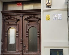 <p>Remont przy Wrocławczyka - kamienica numer 37 z odświeżoną elewacją frontową</p>
