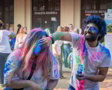 Świetna zabawa w sobotę 29 marca na Świebodzkim - Wroclaw Holi Celebration 2025, czyli Festiwalu Kolorów