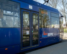 <p>tramwaj, podpisanie umowy na projekt trasy tramwajowej przez Klecinę (4 kwietnia 2025 roku)</p>