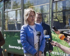 <p>Wiceprezydent Wrocławia Renata Granowska na konferencji prasowej promująca Leśnicę jako miejsce weekendowego wypoczynku</p>